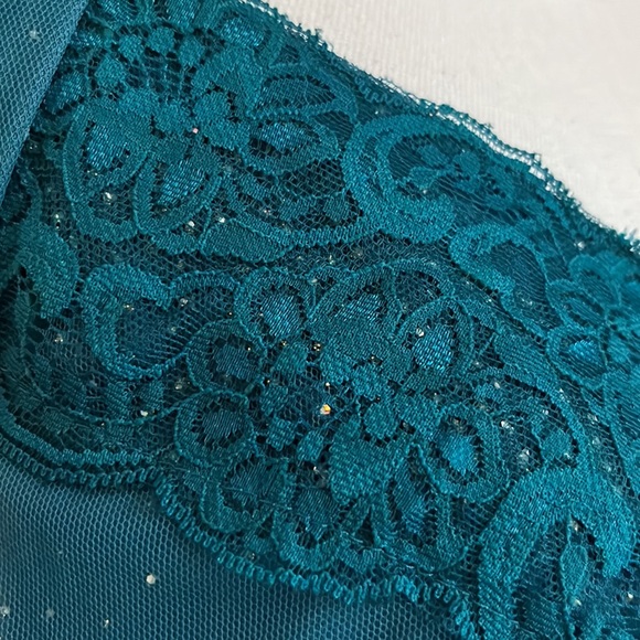 Y2K TORRID Lace, Mesh, & Glitter Babydoll Halter - Picture 5 of 11